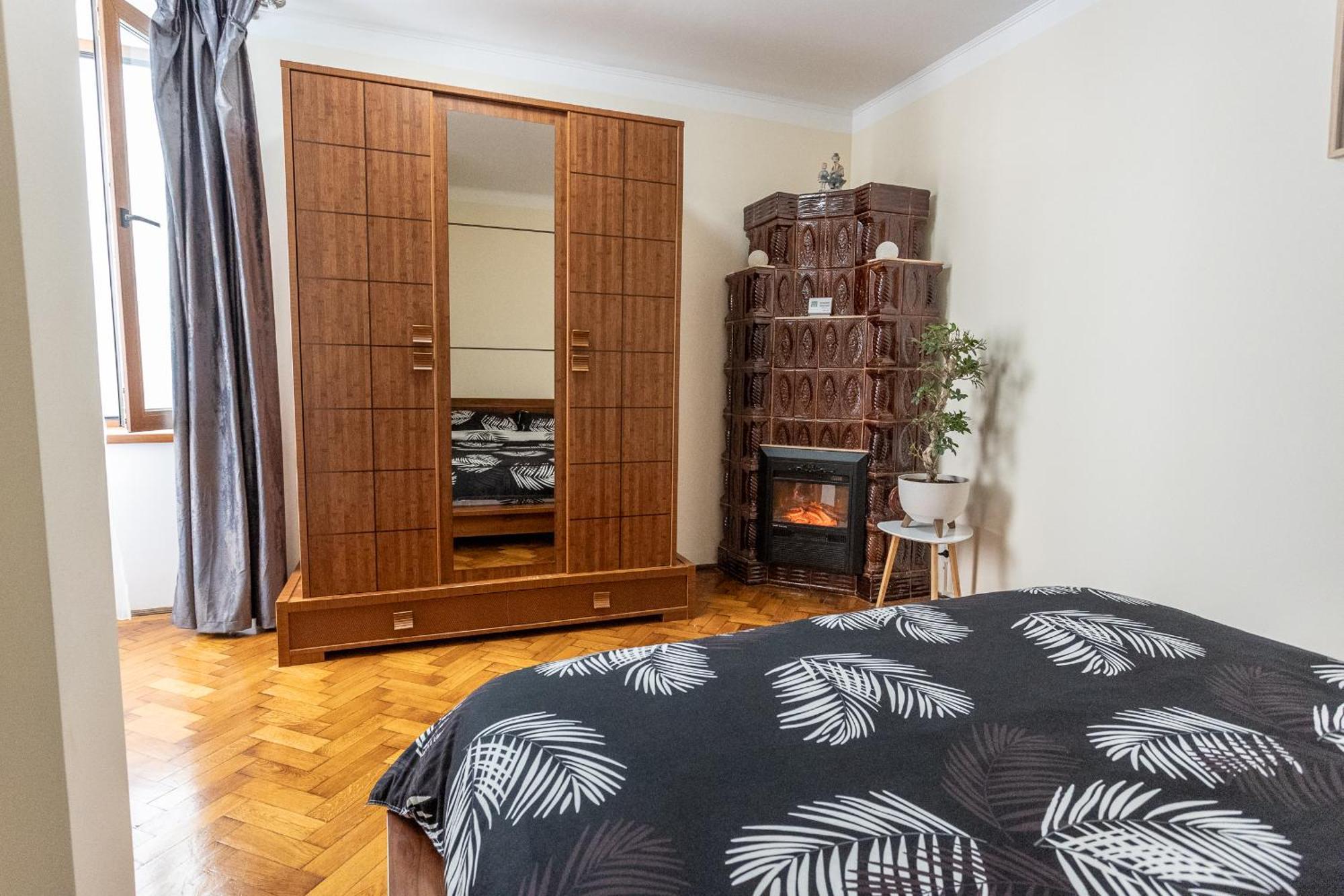 Appartamento Supreme Deer Braşov Esterno foto